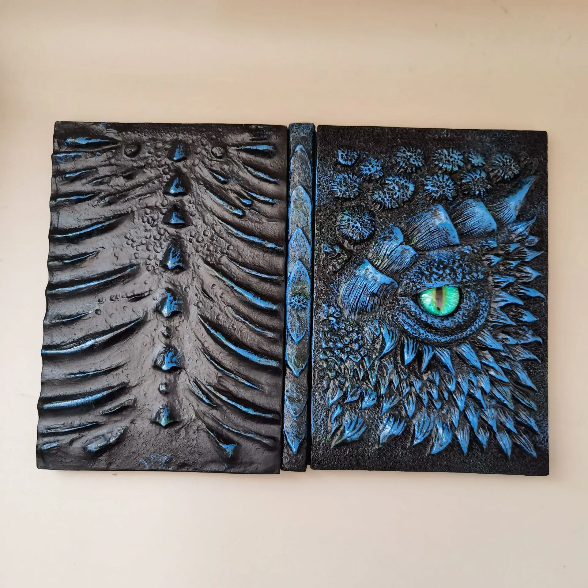 Cthulhu 3D Embossed Notebook B - Scrapbooking recension och pris