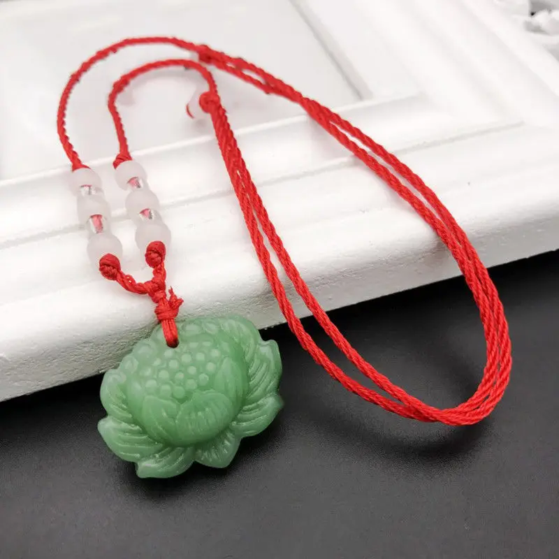 Natural Green Jade Lotus Penda - Beading recension och pris